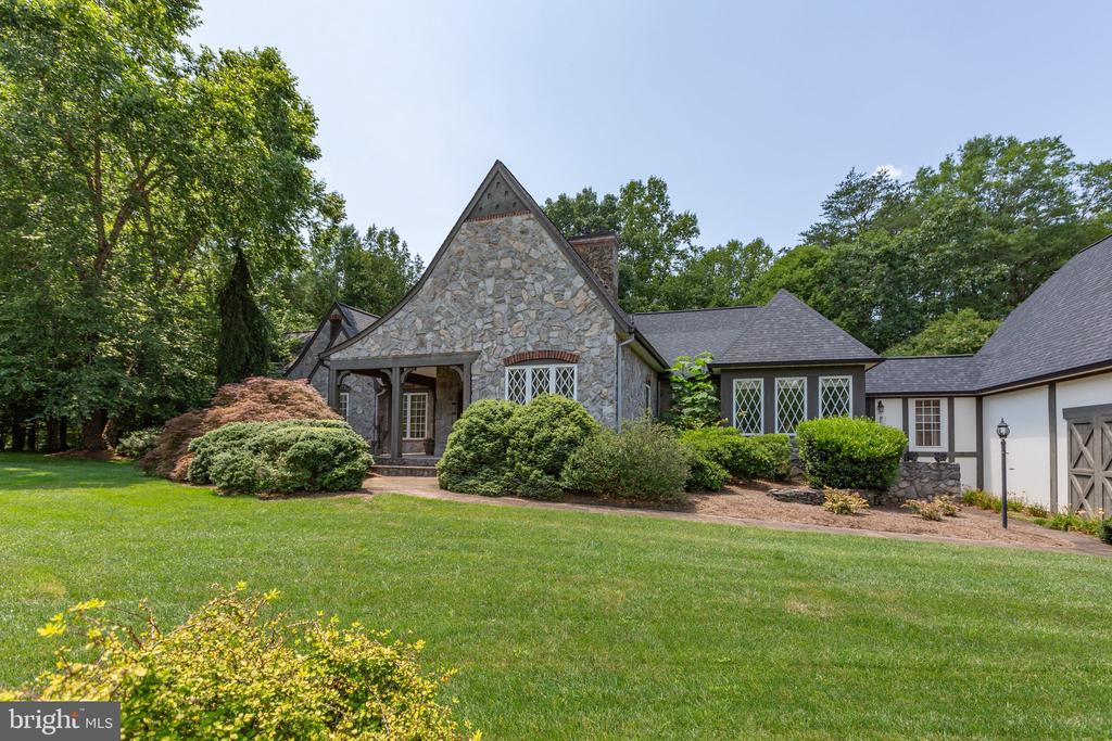 12520 PAIGE LANE