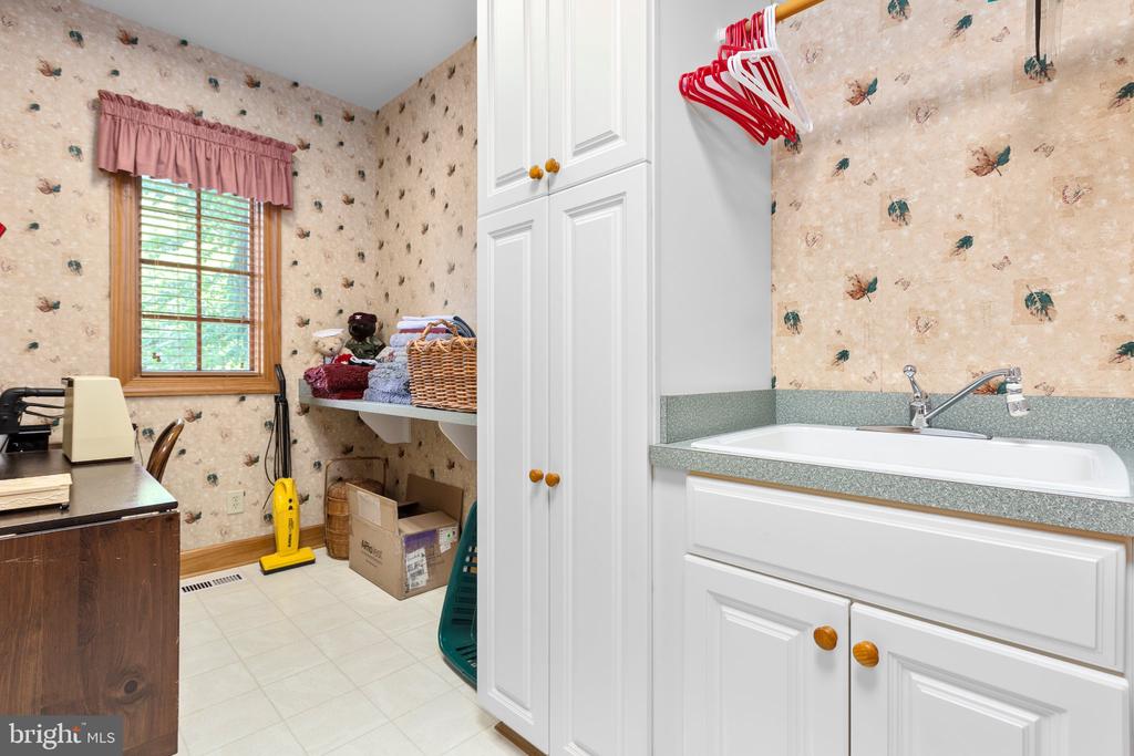 12520 PAIGE LANE