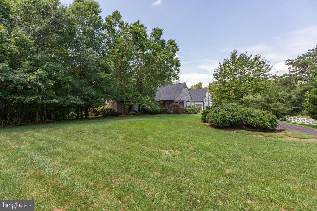 12520 PAIGE LANE