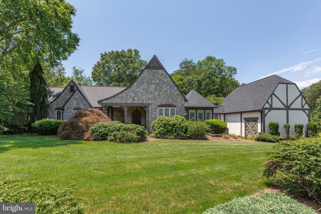 12520 PAIGE LANE