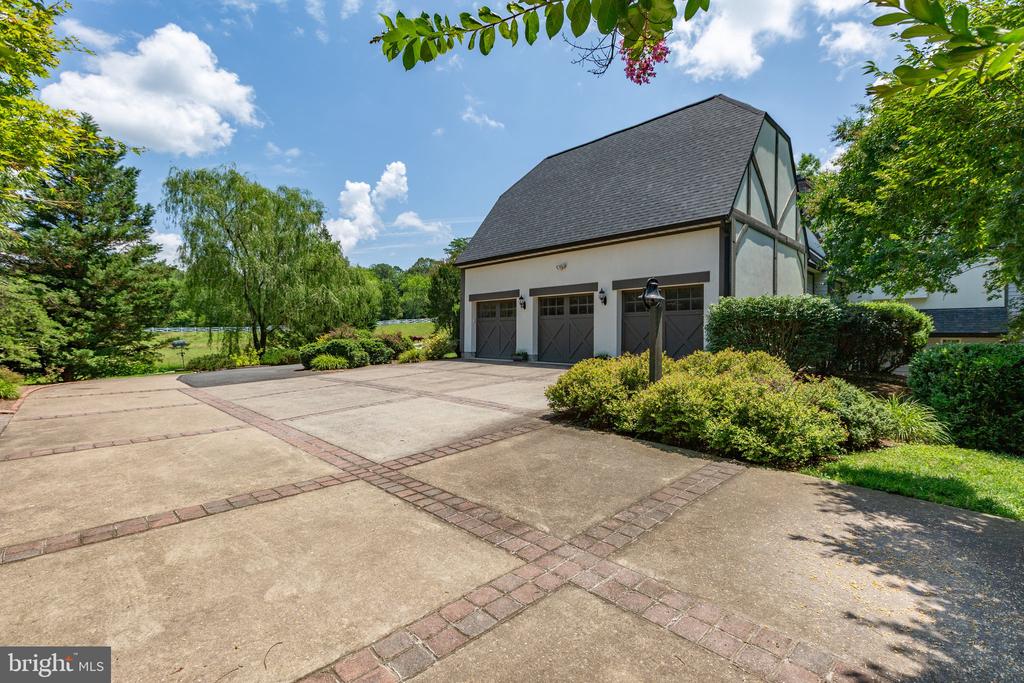 12520 PAIGE LANE