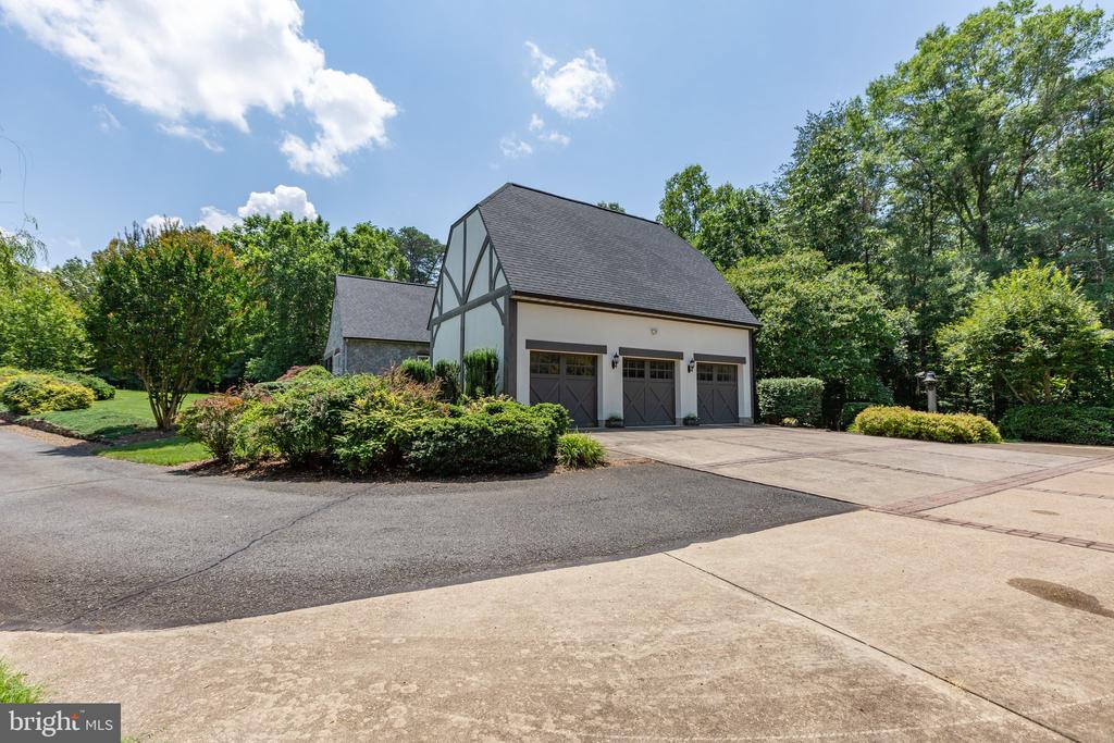 12520 PAIGE LANE