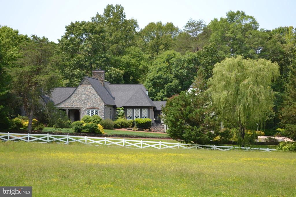 12520 PAIGE LANE