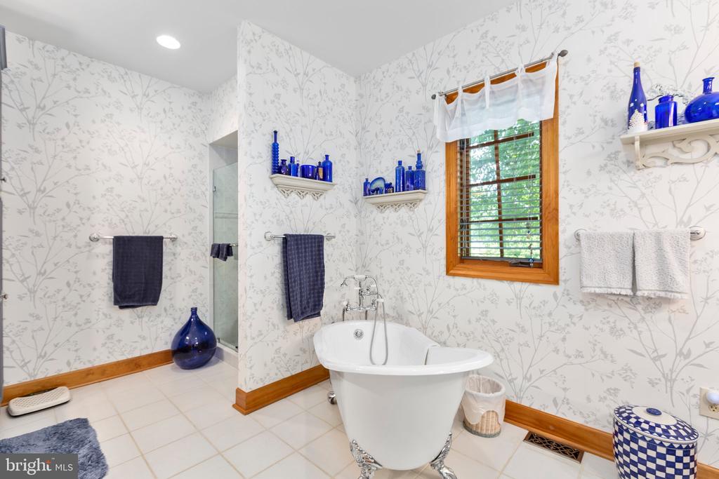 12520 PAIGE LANE