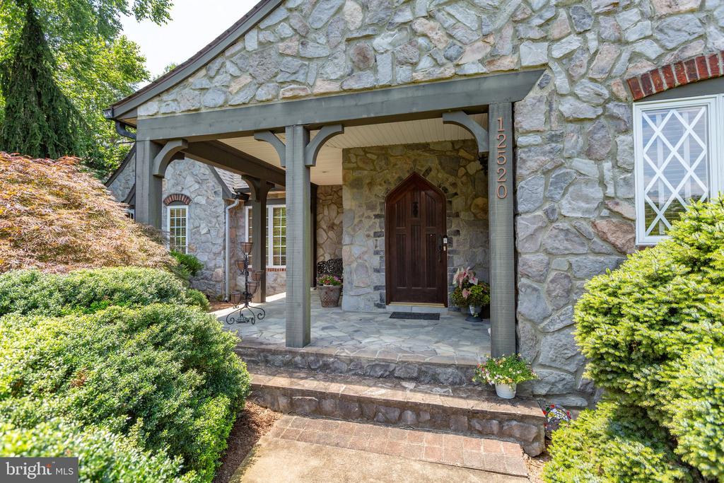 12520 PAIGE LANE