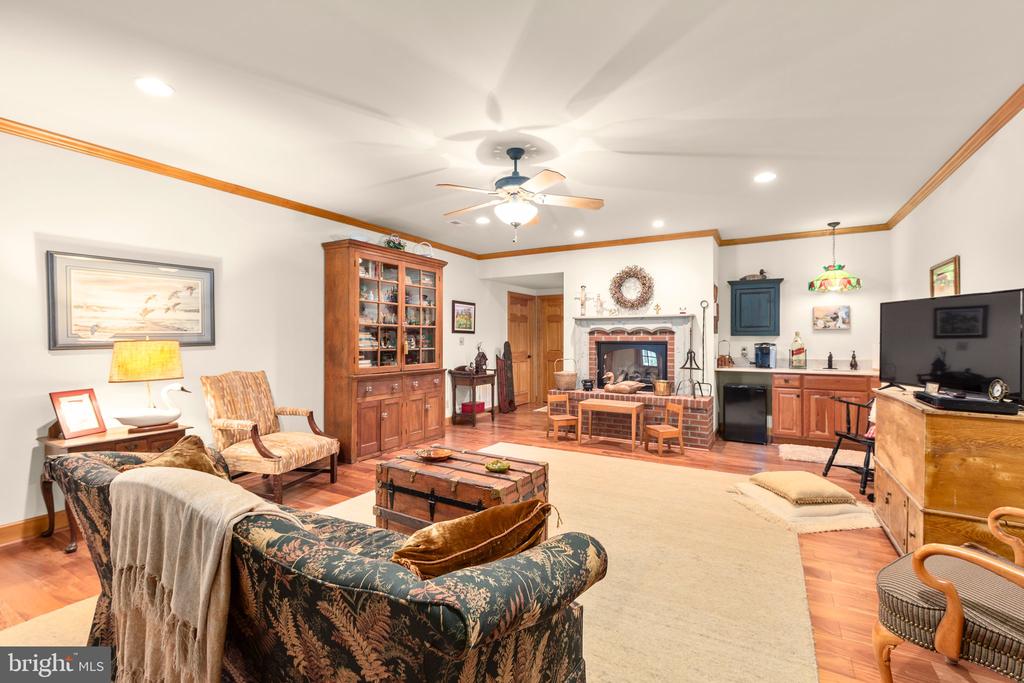 12520 PAIGE LANE