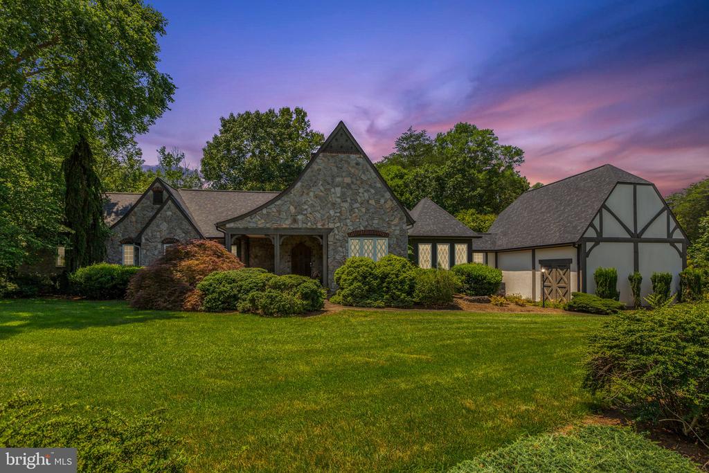 12520 PAIGE LANE