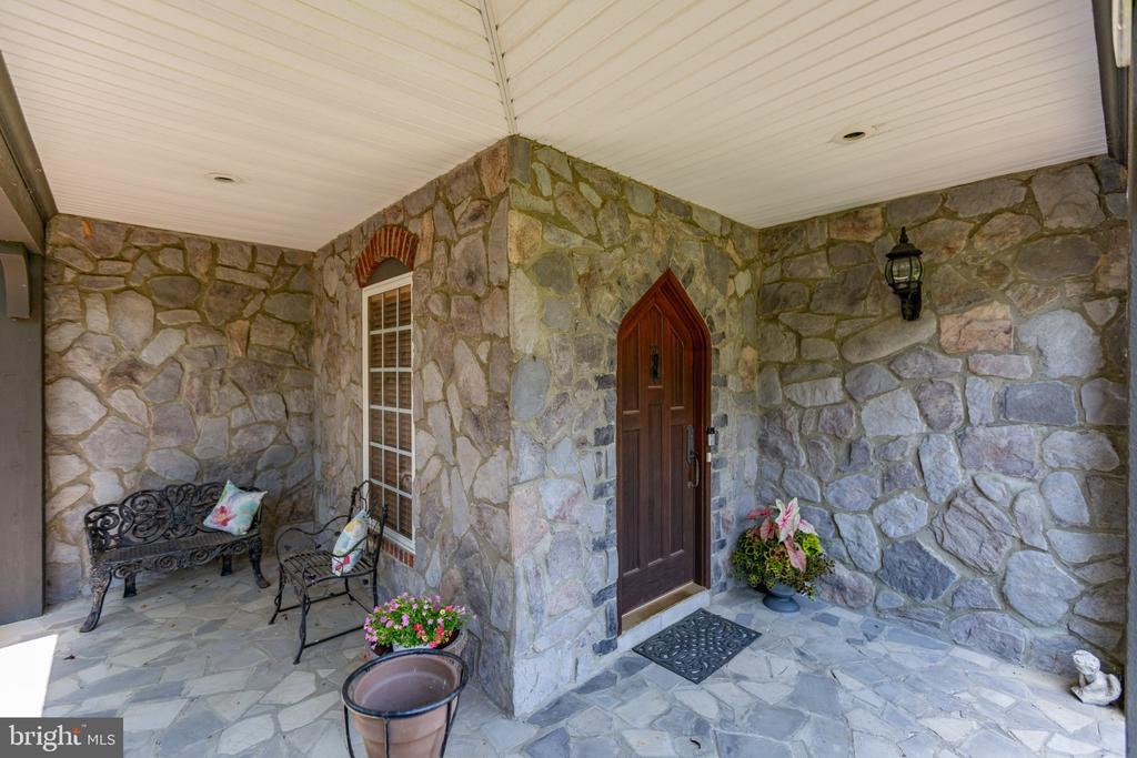 12520 PAIGE LANE