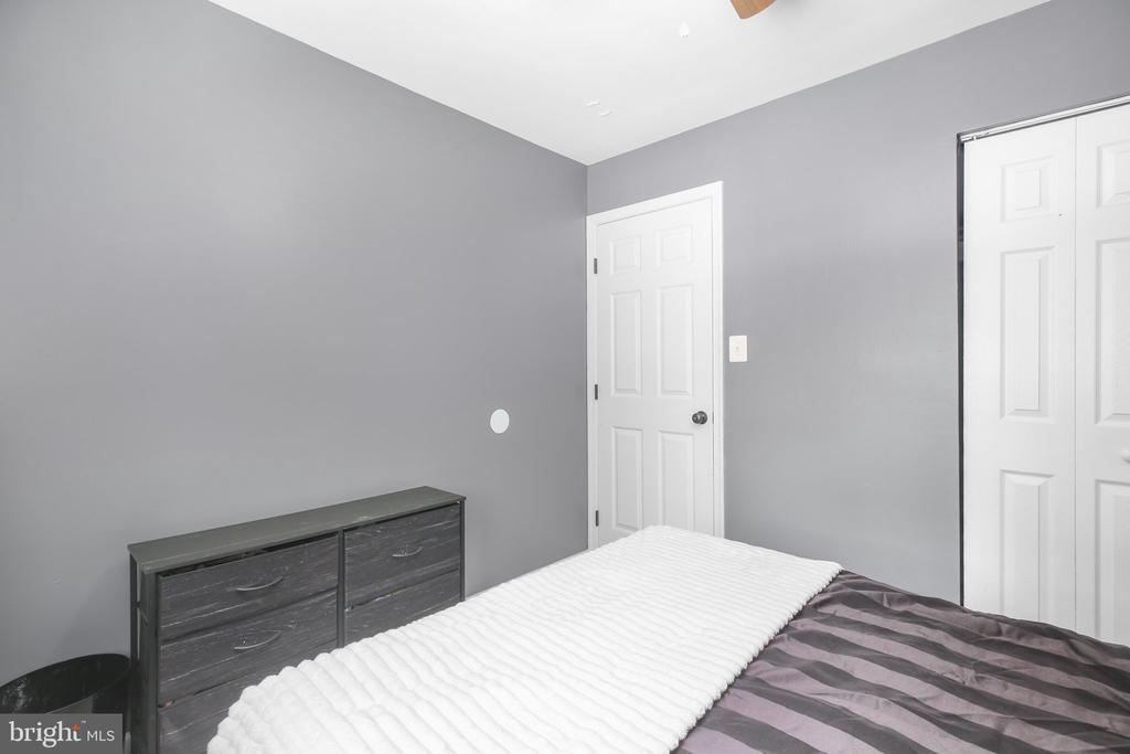 11002 MEADOWLARK LANE