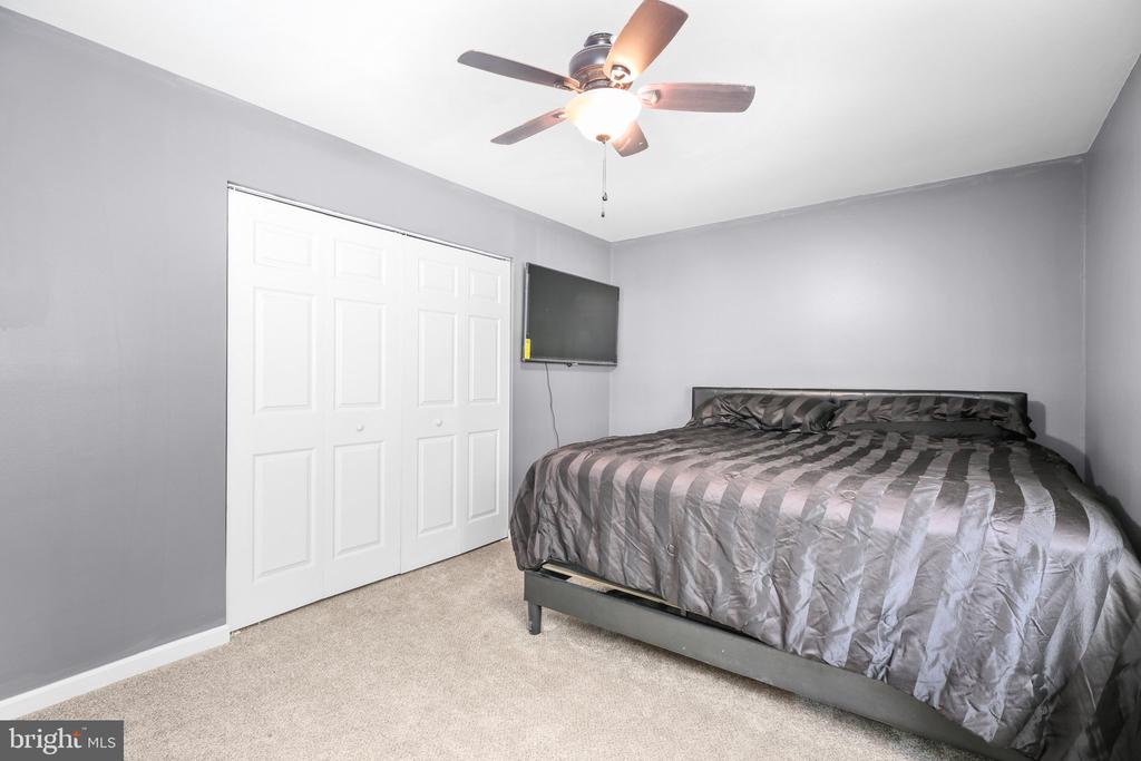 11002 MEADOWLARK LANE
