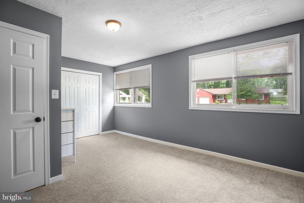 11002 MEADOWLARK LANE