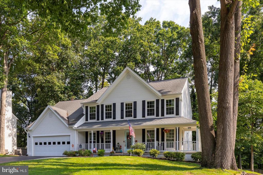 4924 QUEENSBURY CIRCLE