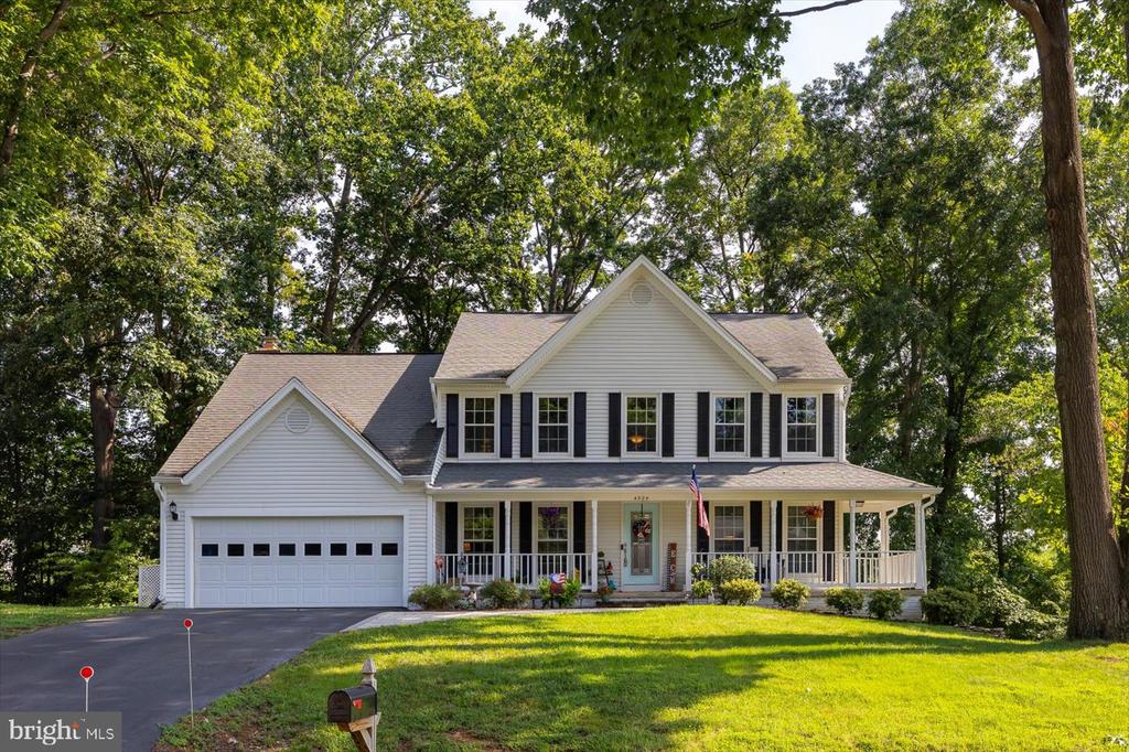 4924 QUEENSBURY CIRCLE