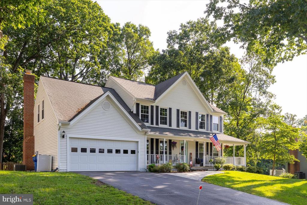4924 QUEENSBURY CIRCLE