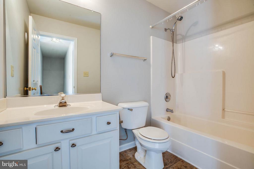 4411 WEXHAM COURT