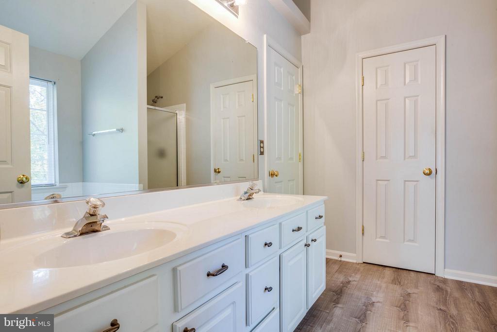 4411 WEXHAM COURT