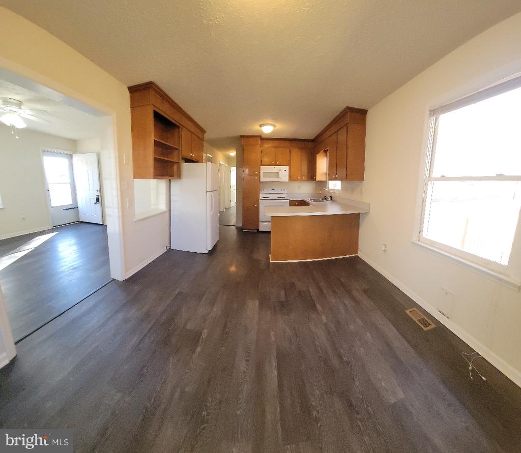 11031 ASCOT CIRCLE
