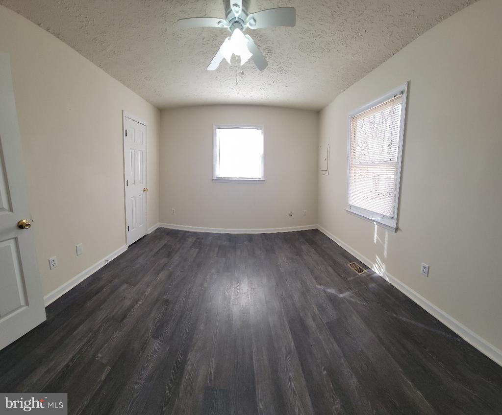 11031 ASCOT CIRCLE