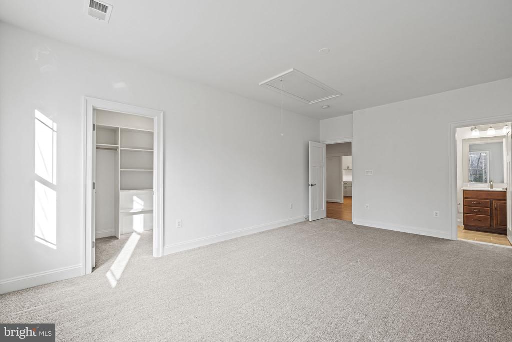5908 COPPER MILL DRIVE