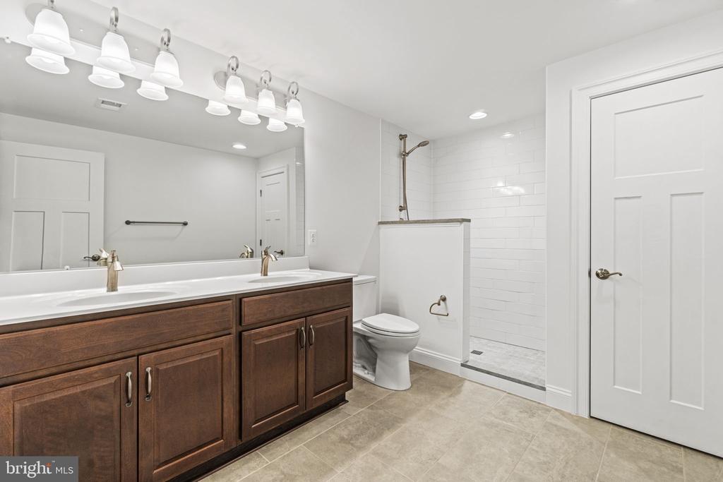 5908 COPPER MILL DRIVE