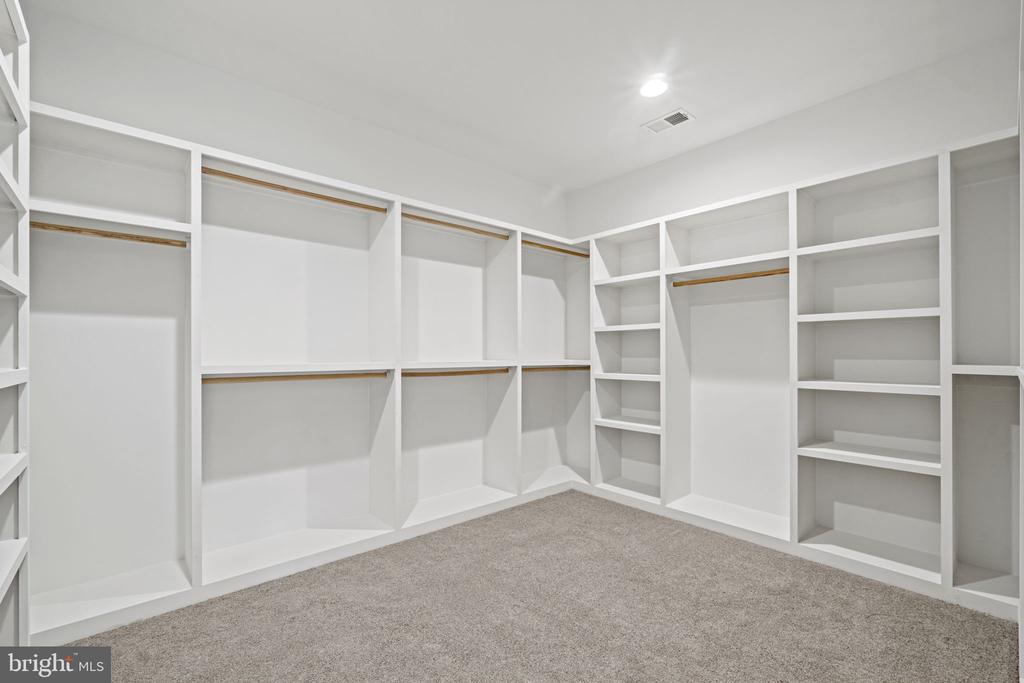 5908 COPPER MILL DRIVE