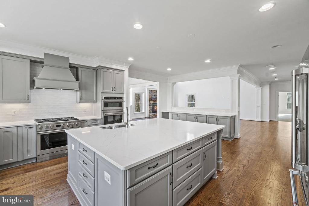 5908 COPPER MILL DRIVE