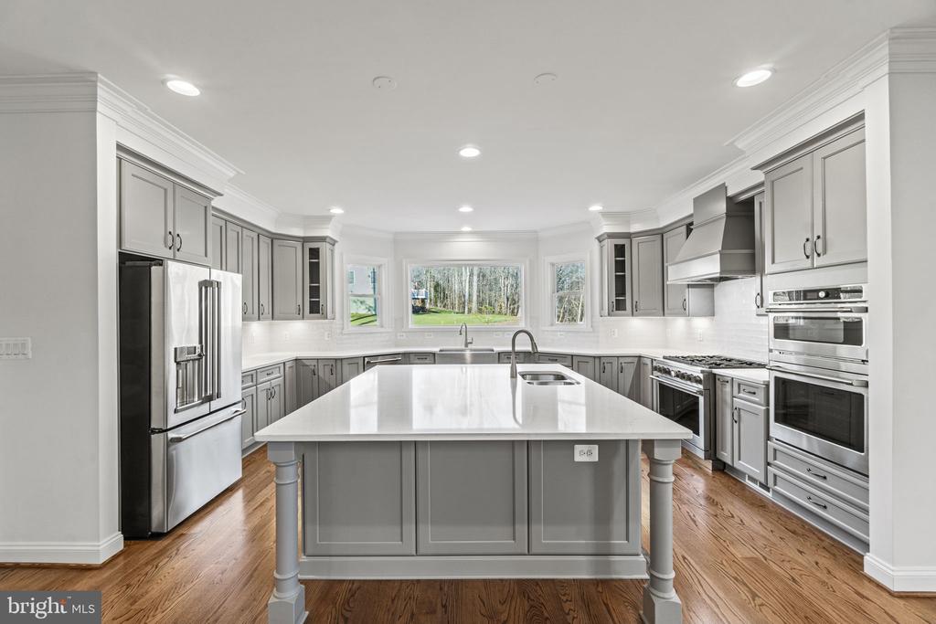 5908 COPPER MILL DRIVE