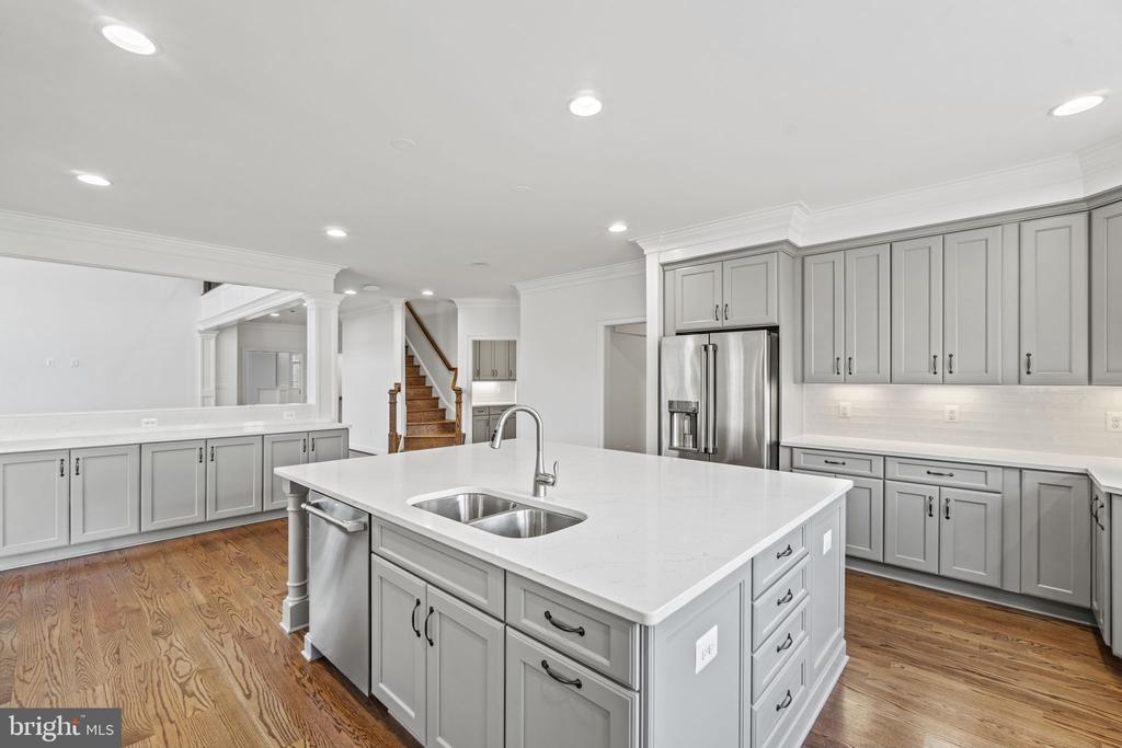 5908 COPPER MILL DRIVE