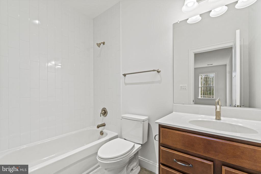 5908 COPPER MILL DRIVE