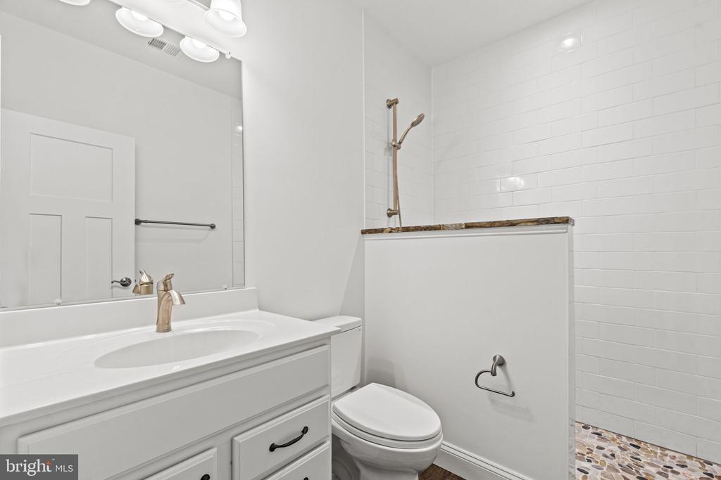 5908 COPPER MILL DRIVE