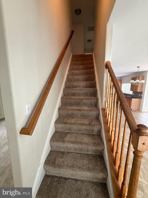10112 FULLERTON COURT