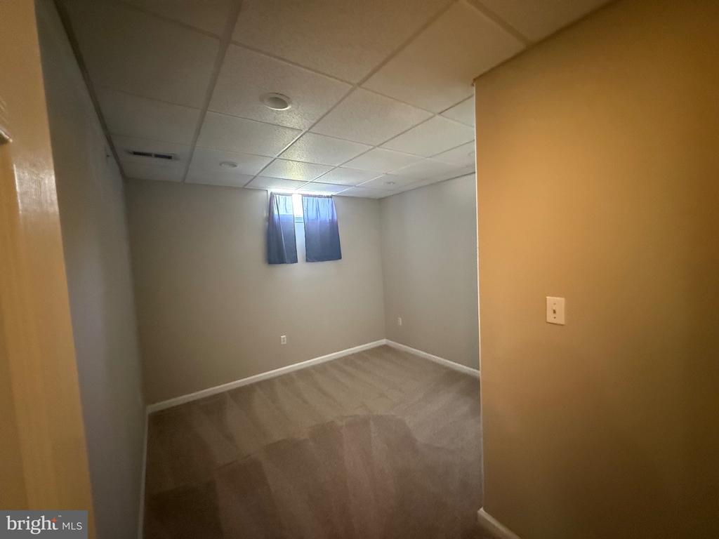 10112 FULLERTON COURT