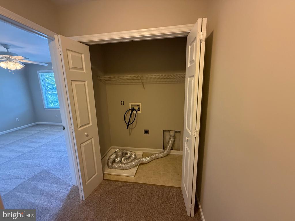 10112 FULLERTON COURT