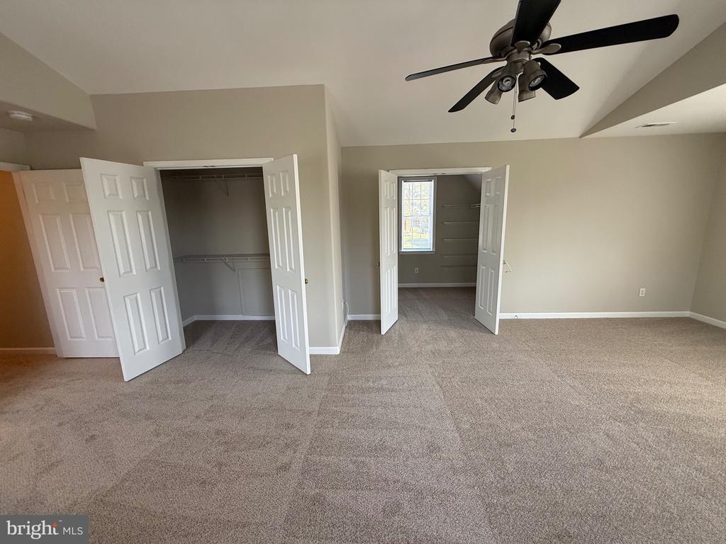10112 FULLERTON COURT