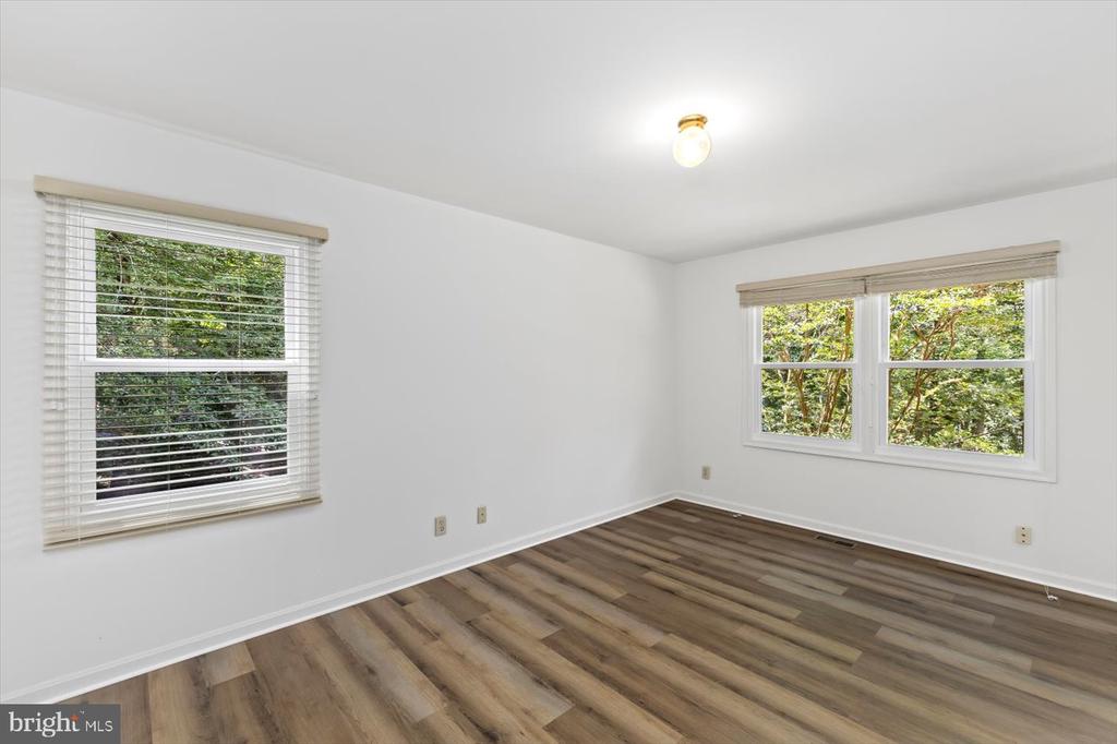 12803 LAKE WILDERNESS LANE