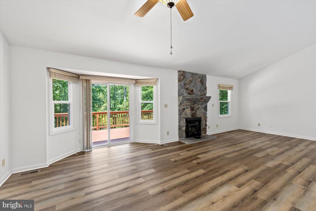 12803 LAKE WILDERNESS LANE