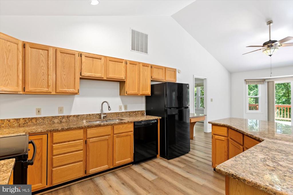 12803 LAKE WILDERNESS LANE