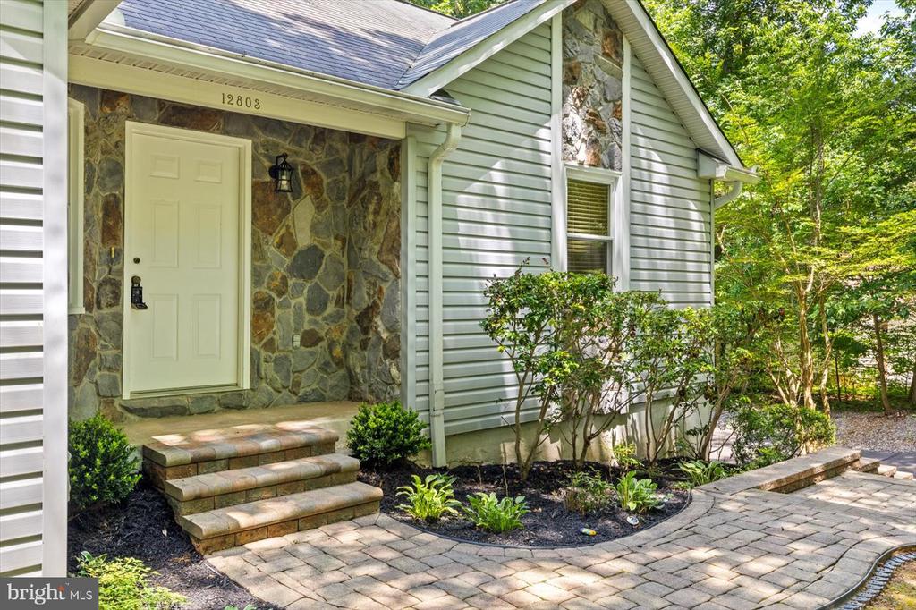12803 LAKE WILDERNESS LANE