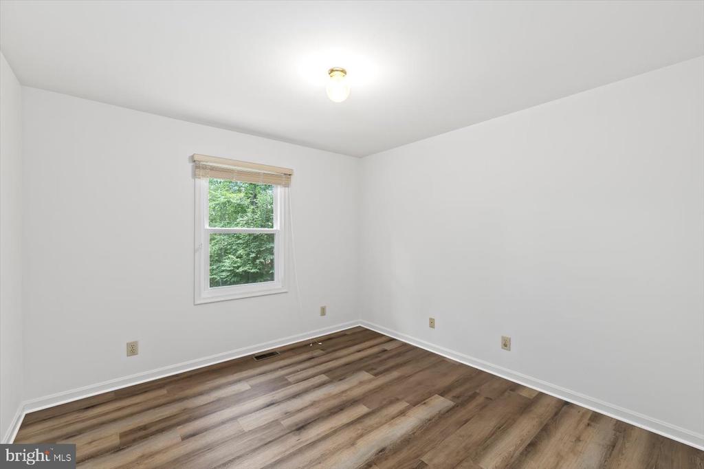 12803 LAKE WILDERNESS LANE