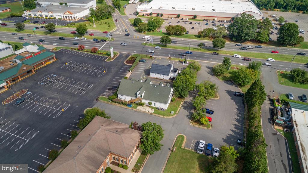 3916 PLANK ROAD
