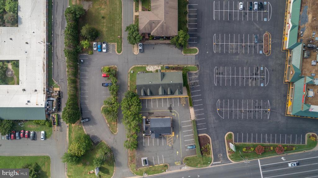 3916 PLANK ROAD