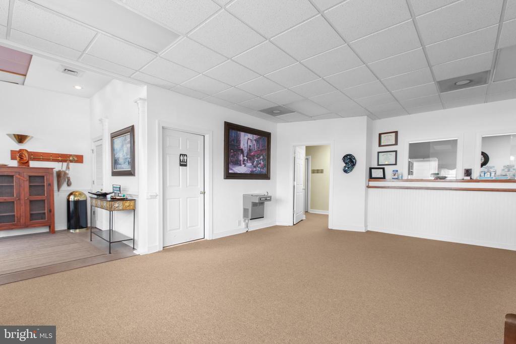3916 PLANK ROAD