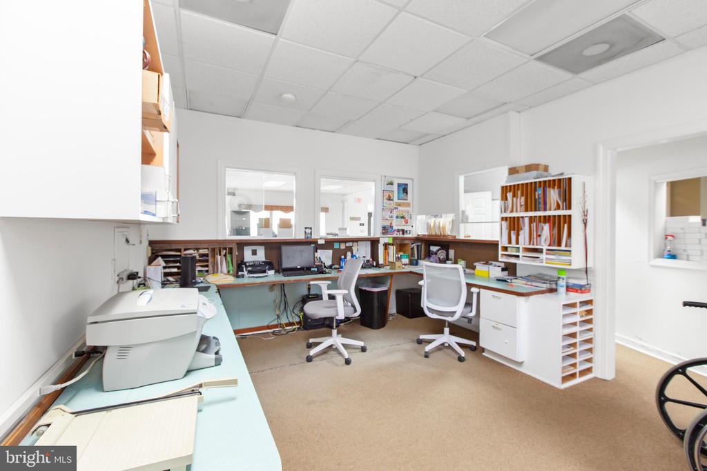 3916 PLANK ROAD