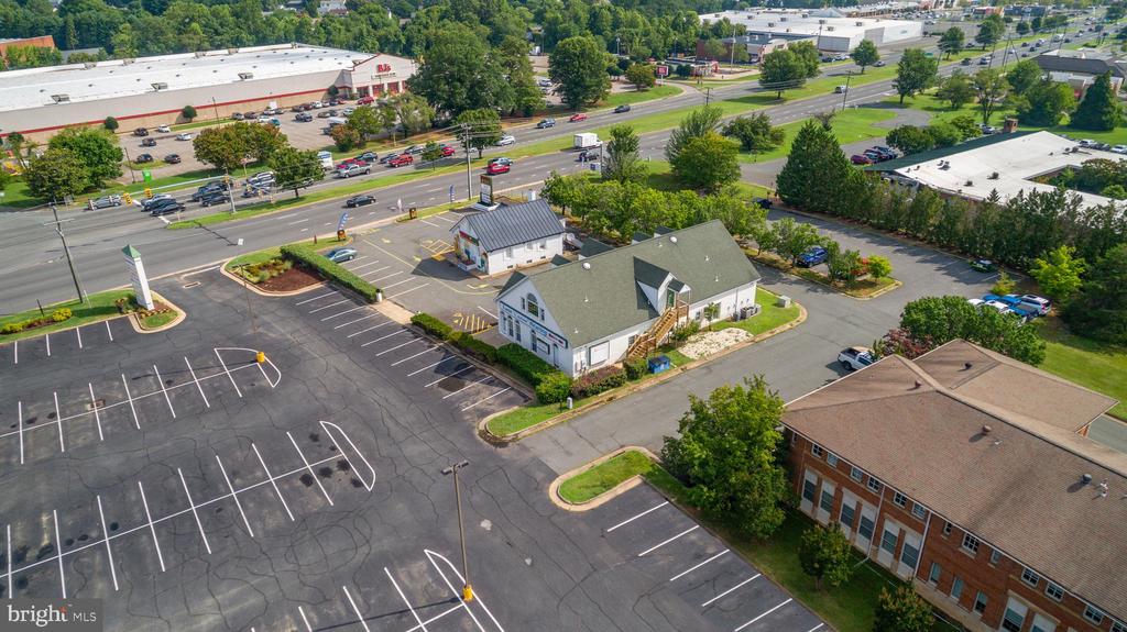 3916 PLANK ROAD