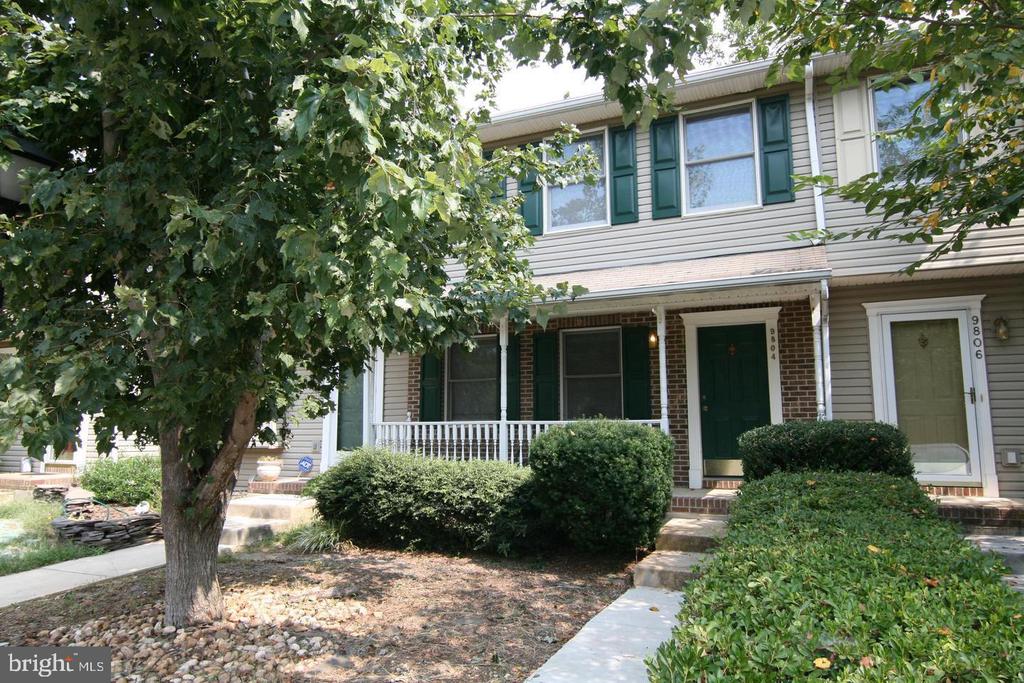 9804 DOMINION FOREST CIRCLE