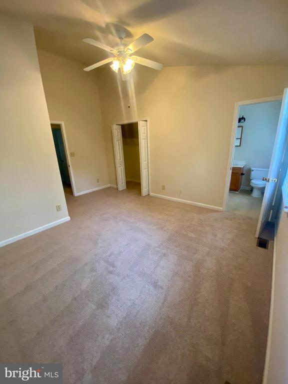 9804 DOMINION FOREST CIRCLE