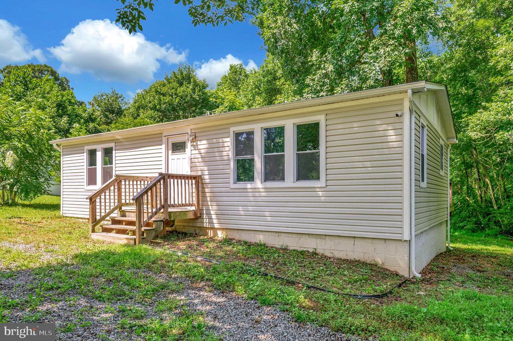 7736 COURTHOUSE ROAD