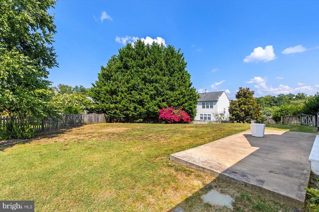 4403 BATTERY HILL LANE