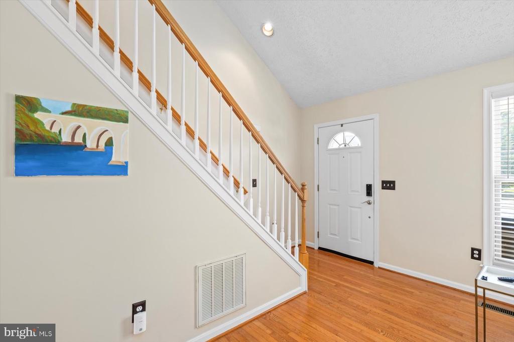 4403 BATTERY HILL LANE