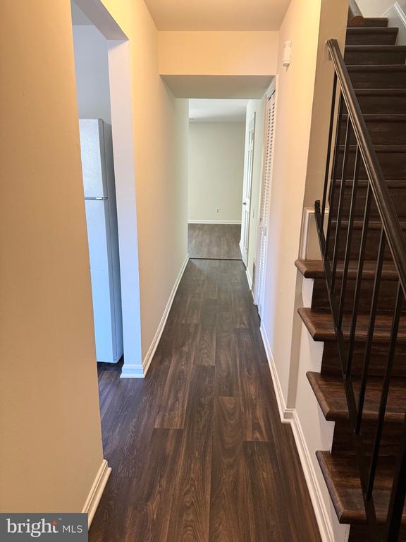 413 OLDE GREENWICH CIRCLE